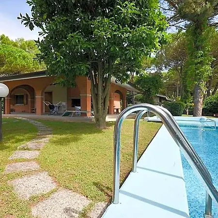 Private Paradise - Exclusive With Stunning Outdoor Pool Hotel *